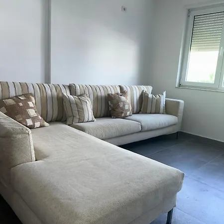 Apheartments Apartment Golem (Tirana)